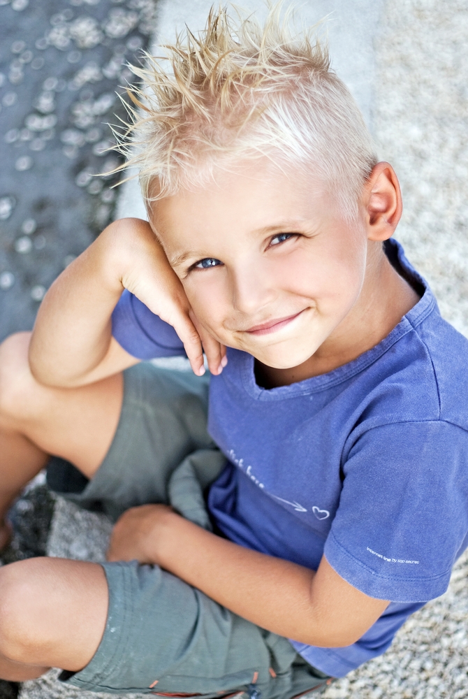 SERVICES_BLONDE BROTHER
