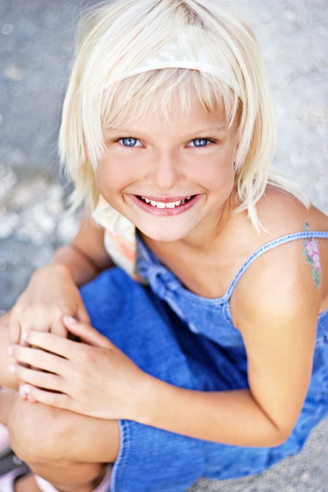 SERVICES_BLONDE SISTER
